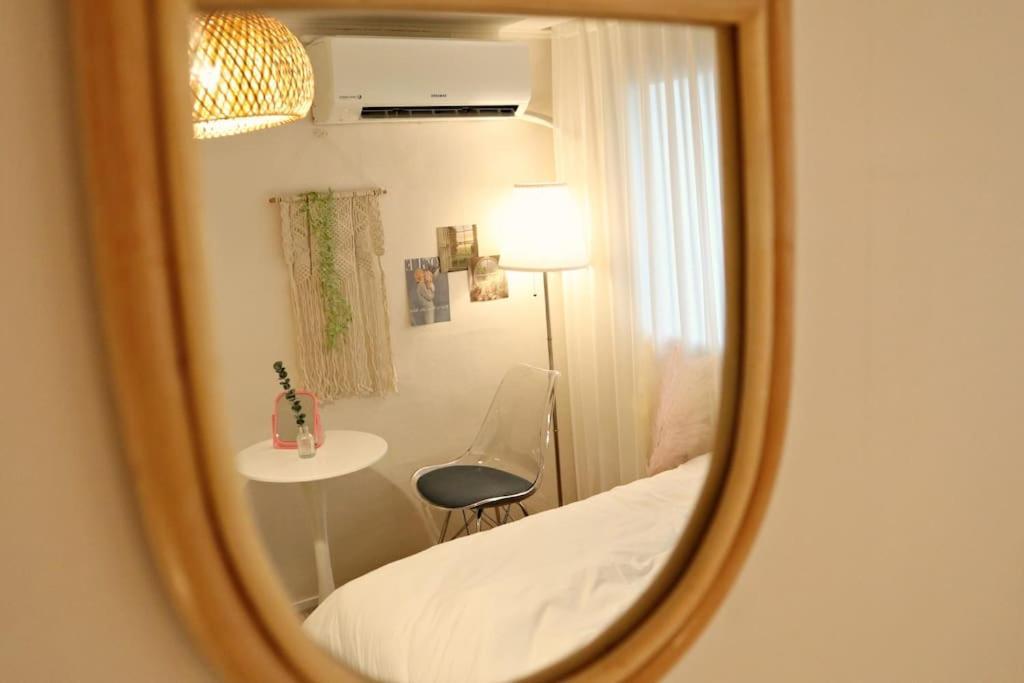 3rooms 4beds Kitchen Hongik Stn 3min